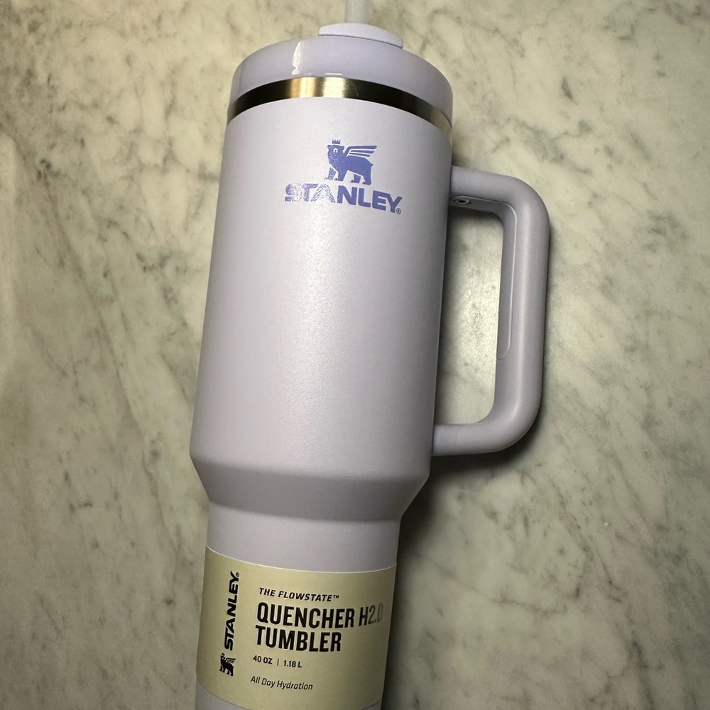 Stanley The Quencher H2.0 Flowstate™ Tumbler | 40 OZ